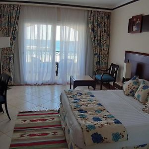 Superior Beachfront Room